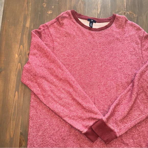Gap red lightweight sweater - Picture 2 of 5